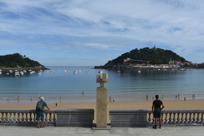 BEGIRADA BALKOITIK: foto en Donostia-San Sebastián