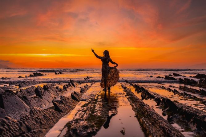 Despidiendo el día desde el Flysch: foto en Deba