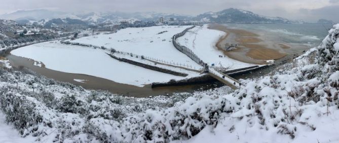 Elurra Zarauzten : foto en Zarautz