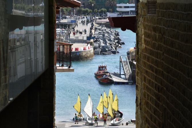 ESKAILERETATIK: foto en Donostia-San Sebastián