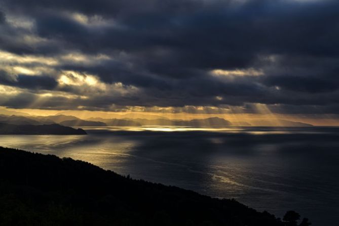 Espectáculo en la costa Gipuzkoana: foto en Donostia-San Sebastián