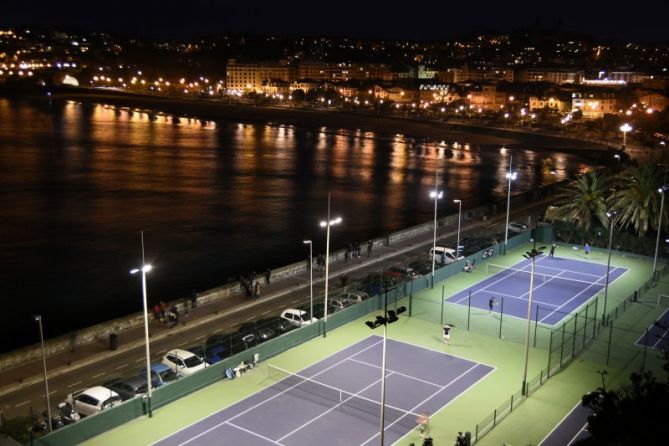 GAUEKO TENISA: foto en Donostia-San Sebastián