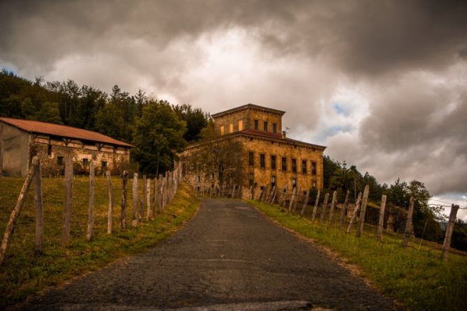 Ipeñarrieta Jauregia: foto en Urretxu