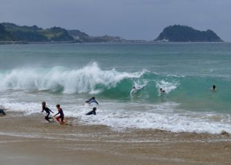 Jugando con las olas 