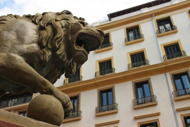 León.: foto en Donostia-San Sebastián