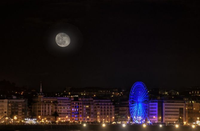 LUNA DE DICIEMBRE: foto en Donostia-San Sebastián