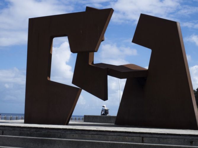 La magia de Oteiza: foto en Donostia-San Sebastián