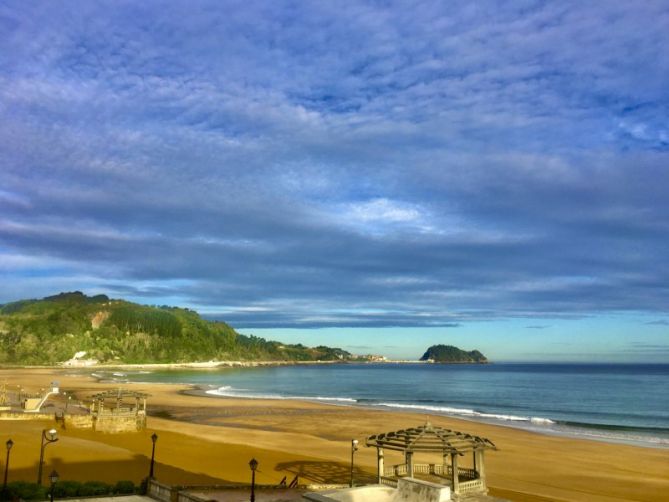 La mar está como un plato : foto en Zarautz