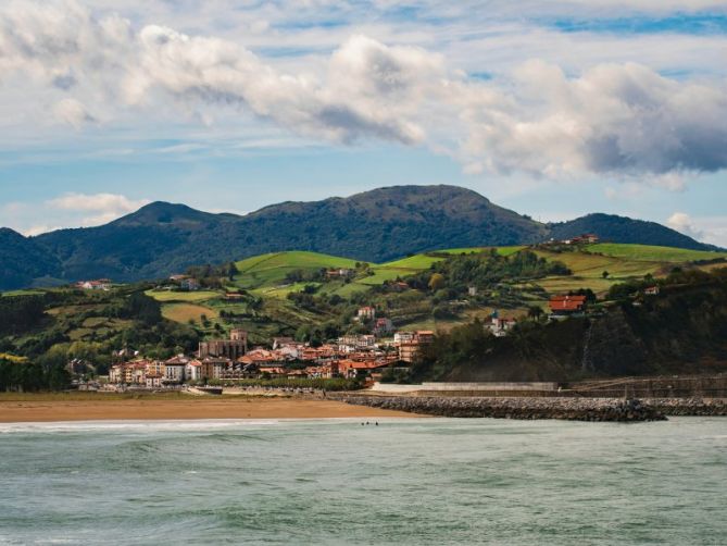 Mar y montaña: foto en Zumaia