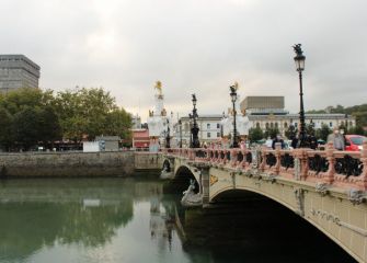 Maria Cristina 7:55 A.M. 