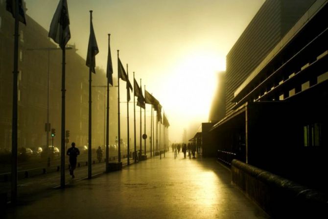 Niebla kursaal: foto en Donostia-San Sebastián