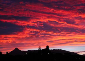 Nubes ardientes