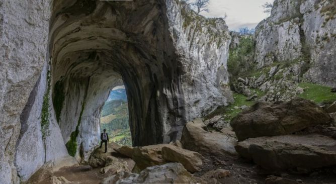 Ojo de Aitzulo: foto en Oñati