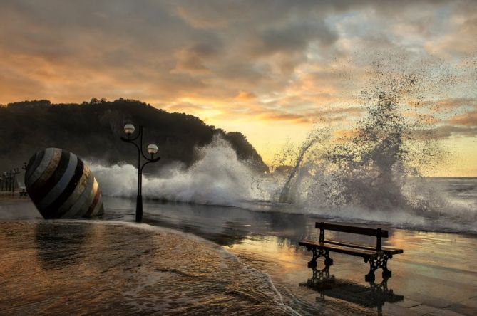 oleaje: foto en Zarautz