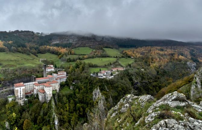 Otoño en Aranzazu: foto en Oñati