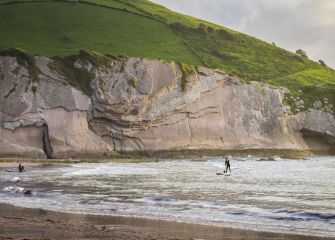 Paddle surfa egiten Itzurunen