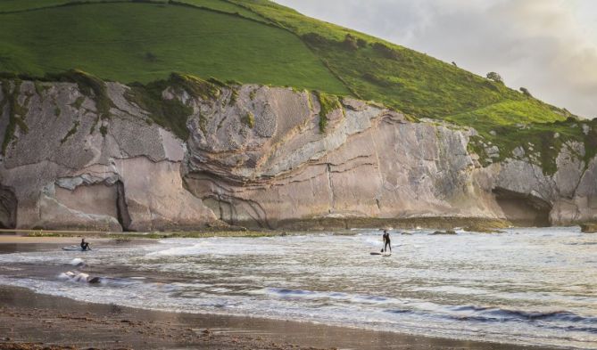 Paddle surfa egiten Itzurunen: foto en Zumaia