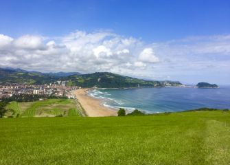 Paisaje de Zarautz en primavera 