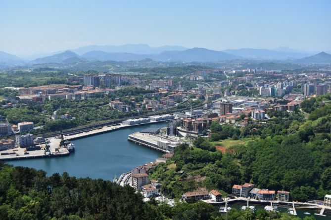 PASAIAKO PORTUA: foto en Pasaia