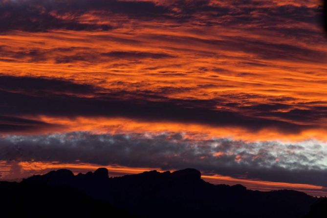 peñas amanecer: foto en Oiartzun