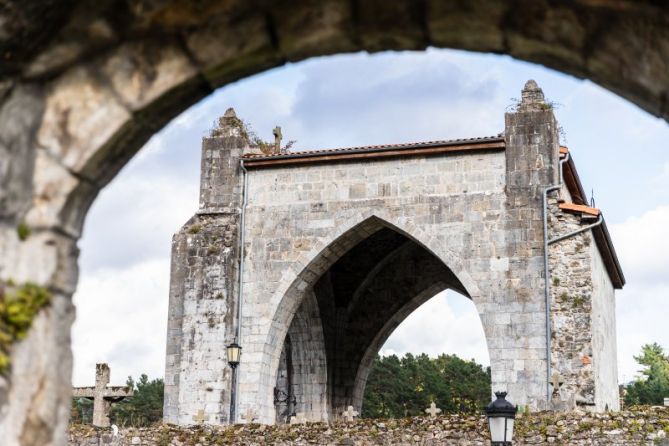  Pórtico del Cementerio de Olaso: foto en Elgoibar