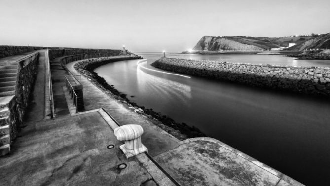 Regreso de pesca nocturna: foto en Zumaia