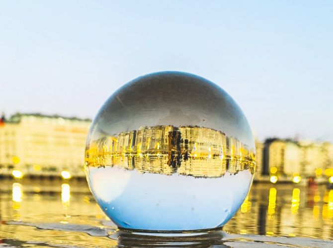 Una Esfera en la Concha: foto en Donostia-San Sebastián