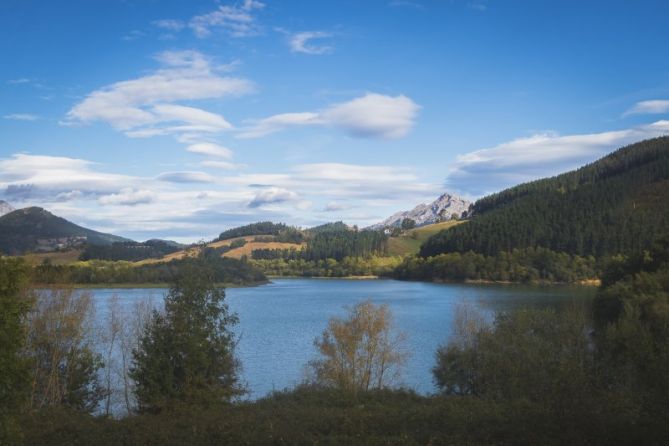 Urkuluko urtegia: foto en Aretxabaleta