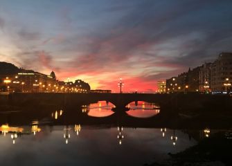 Urumea hiriko argien ispilu