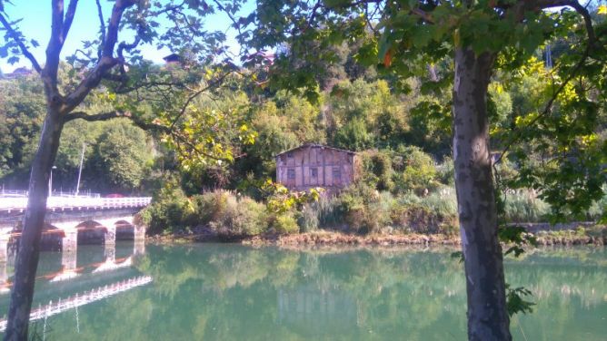 Urumea. Lo viejo y lo nuevo: foto en Donostia-San Sebastián