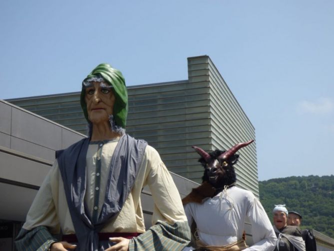 Venimos al Kursal: foto en Donostia-San Sebastián