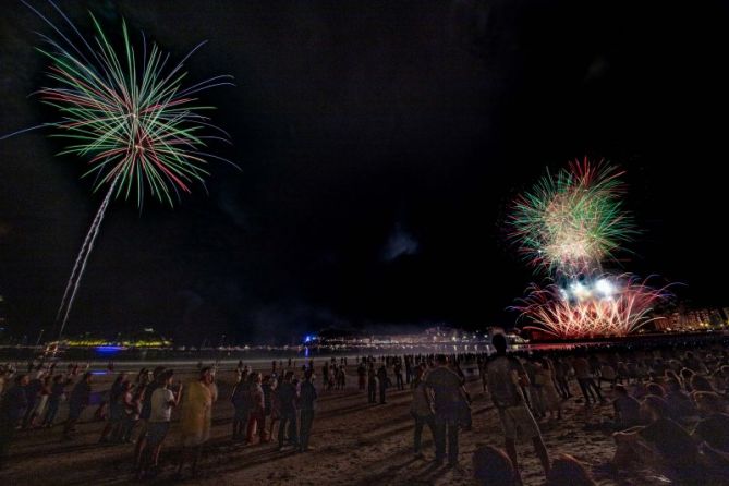 viendo los fuegos: foto en Donostia-San Sebastián