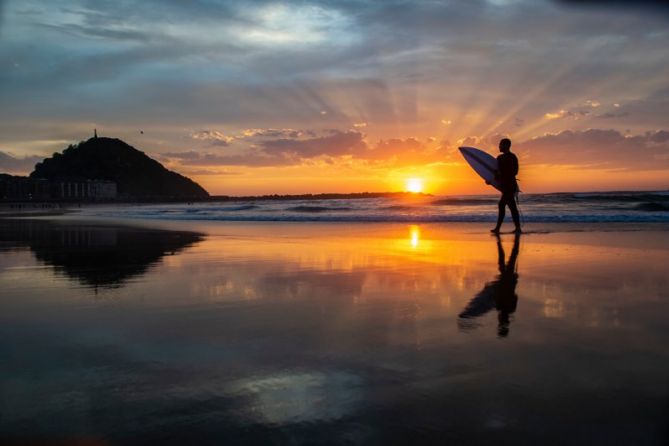 Aprovechando los últimos rayos: foto en Donostia-San Sebastián