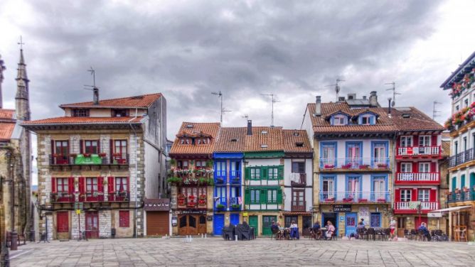 ARMA PLAZA: foto en Hondarribia