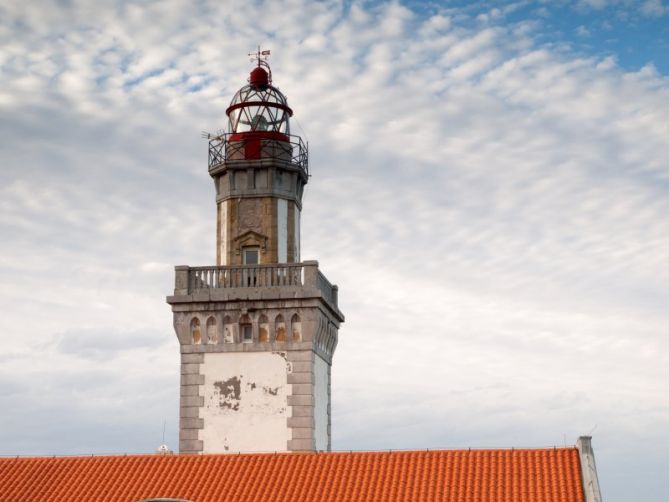 faro de higuer : foto en Hondarribia