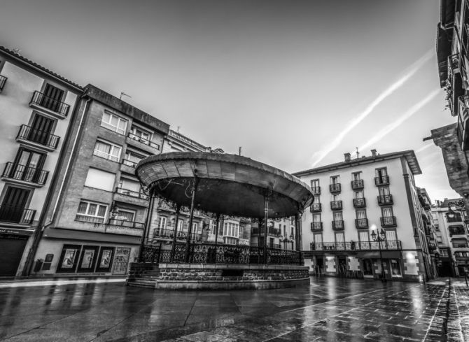 Musika plaza: foto en Zarautz