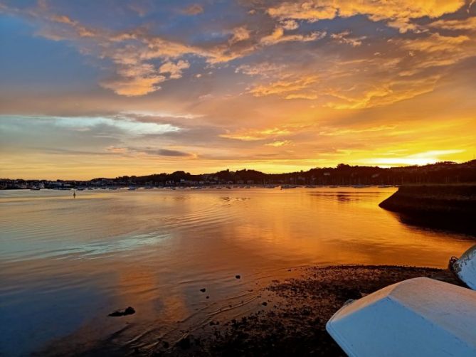 Amanecer en Hondarribia: foto en Hondarribia