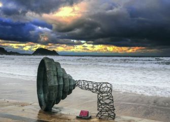 Anochecer con tormenta en Zarautz 