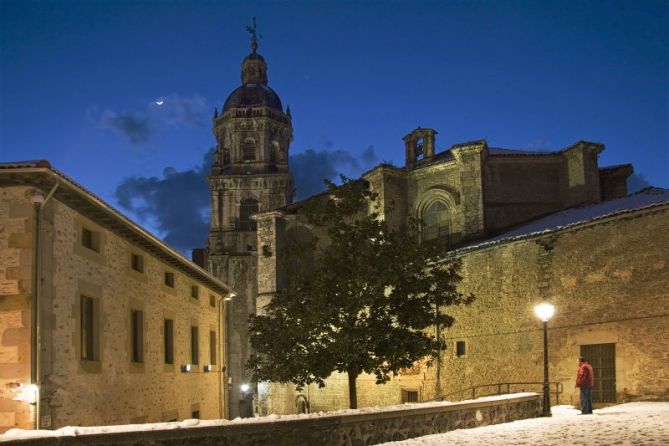 Ariznoako San Pedro parrokia: foto en Bergara