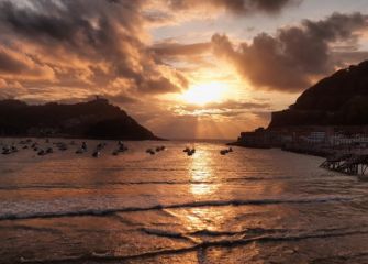 ATARDECER EN LA BAHÍA DE LA CONCHA.