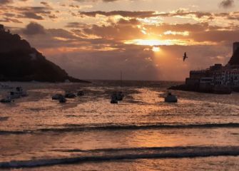 ATARDECER EN LA BAHÍA DE LA CONCHA.
