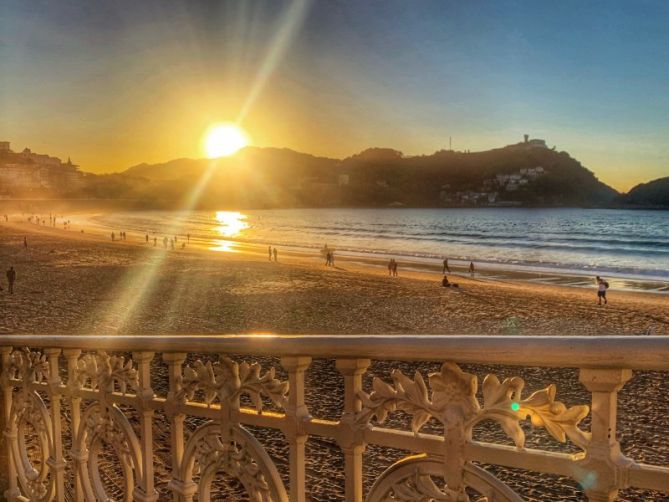 Atardecer desde la bahía : foto en Donostia-San Sebastián