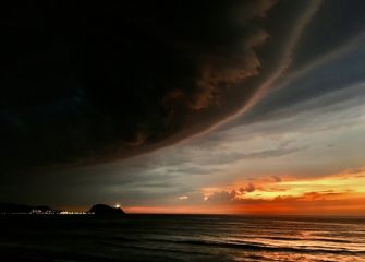 Atardecer en la playa de Zarautz 