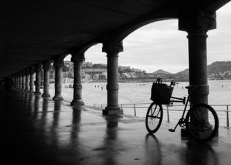 Bicicleta en el Voladizo.