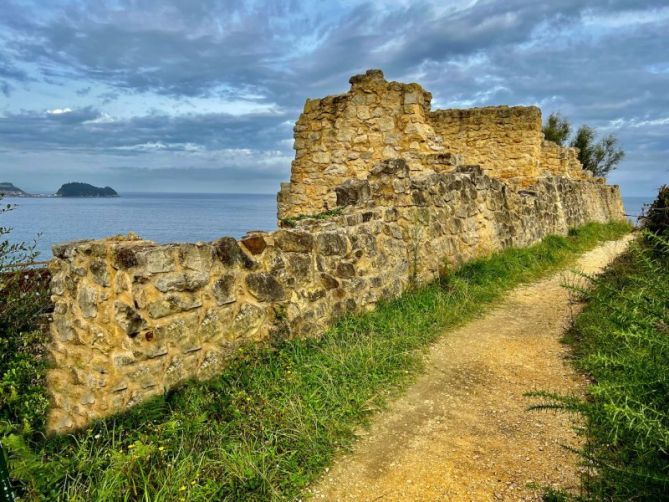 Cargadero de Mollarri : foto en Zarautz