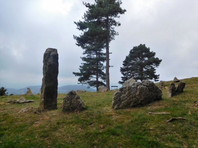 Cromlechs de Egiar, en Oiartzun.: foto en Oiartzun