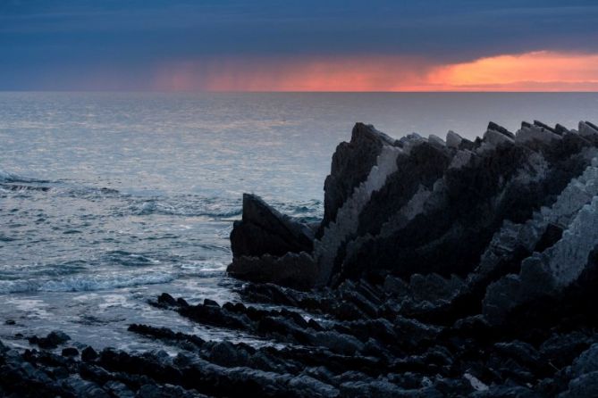 Cuchillas en el mar: foto en Zumaia