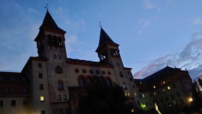 DONOSTIAKO ELIZBARRUTIA: foto en Donostia-San Sebastián