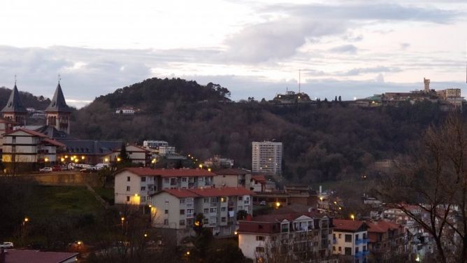 DONOSTIAKO ELIZBARRUTIA ETA IGELDO: foto en Donostia-San Sebastián