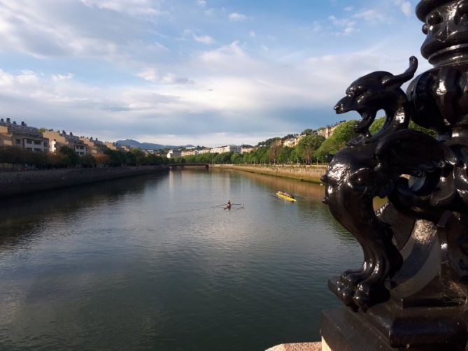 El Guardián del Puente: foto en Donostia-San Sebastián